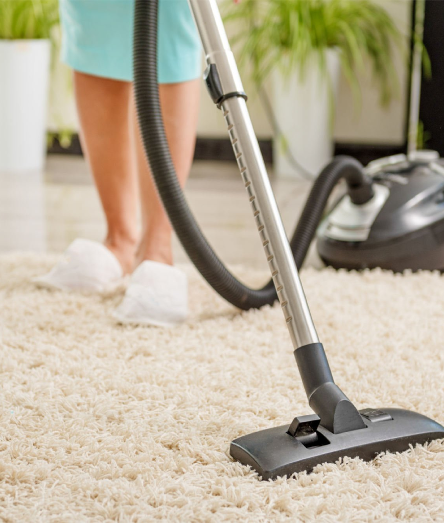 rug cleaning with cleaning equipments